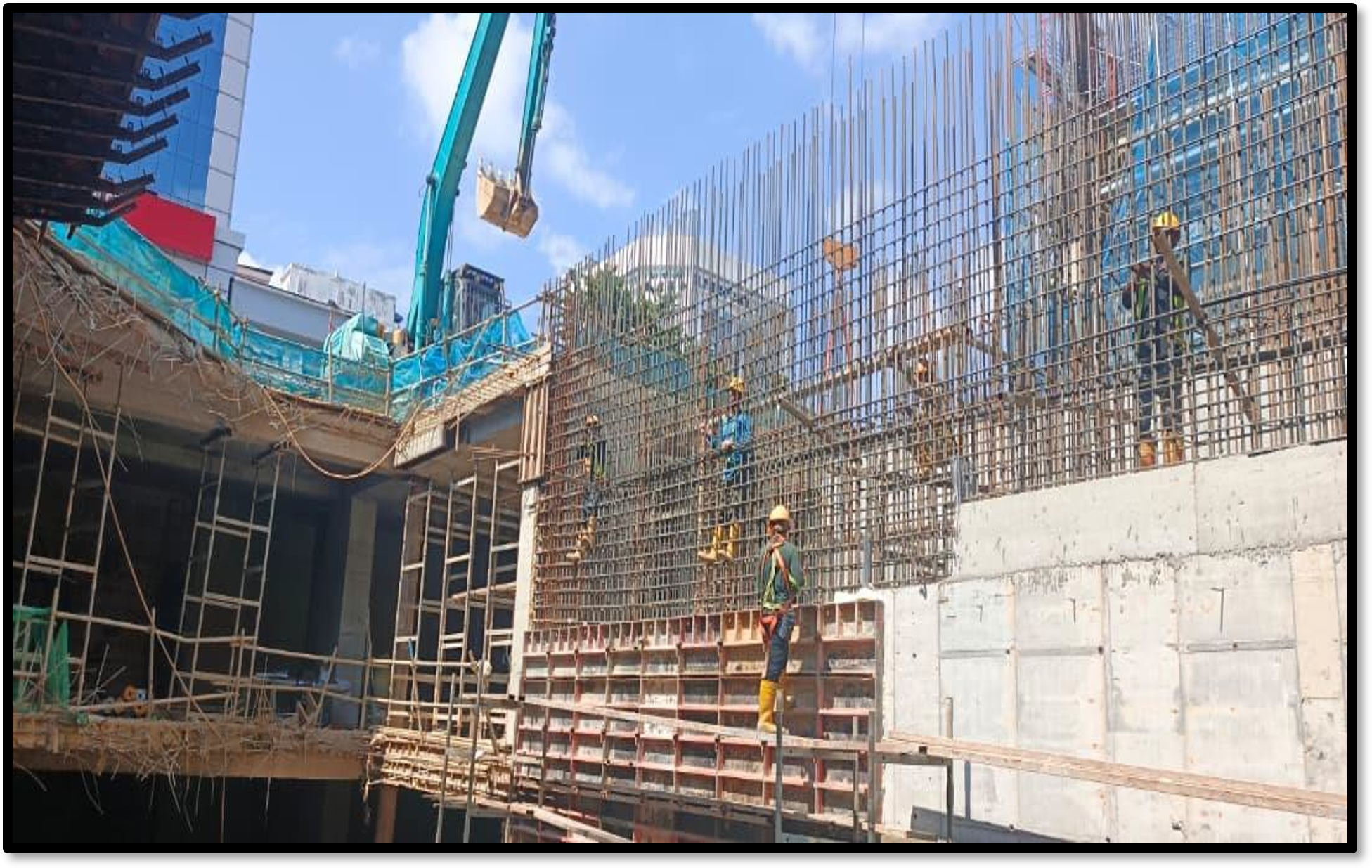 Lift wall installation